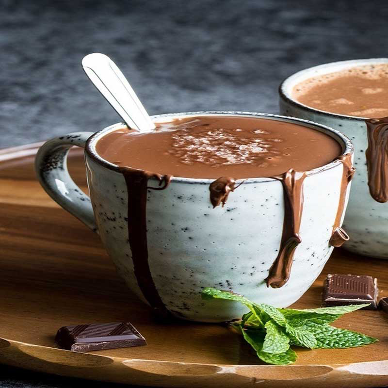 هات چاکلت طمع دار