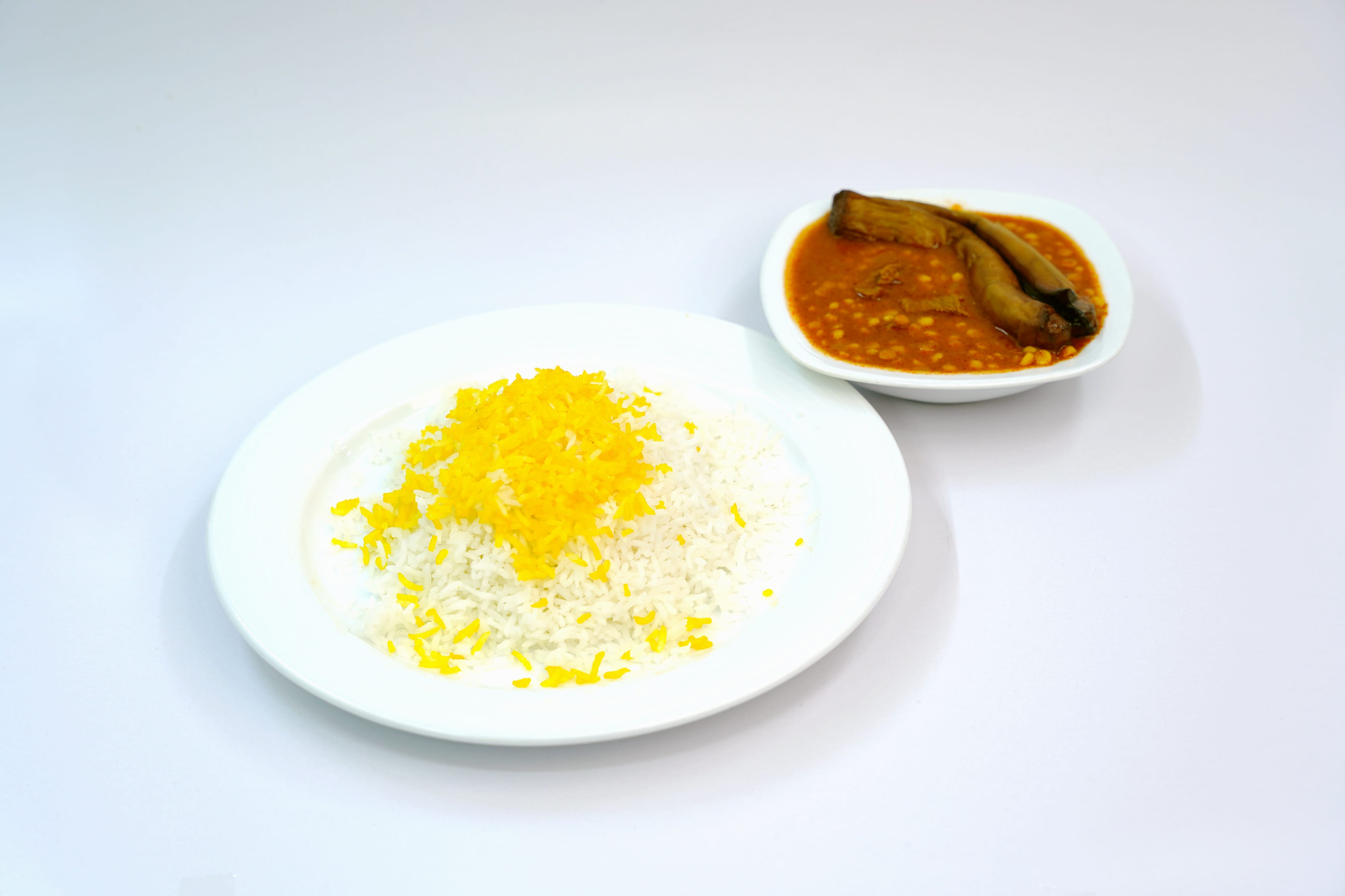 **سه شنبه** چلو خورشت قیمه بادمجان