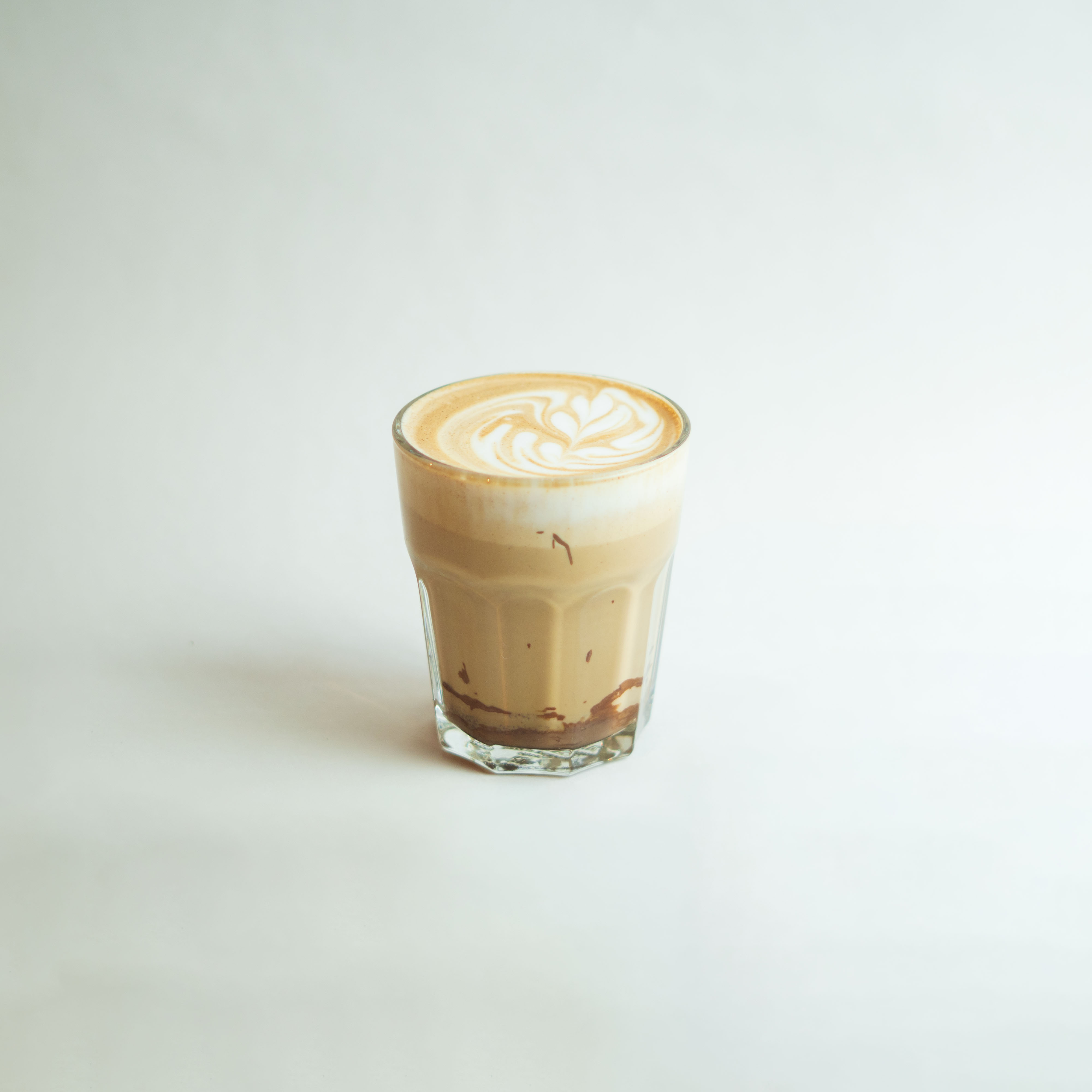 لاته شکلات فندق روبوستا